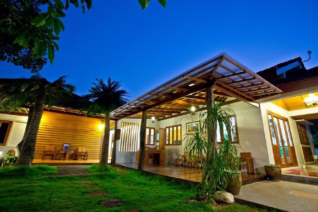 Tree Home Plus Nakhon Si Thammarat Eksteriør bilde